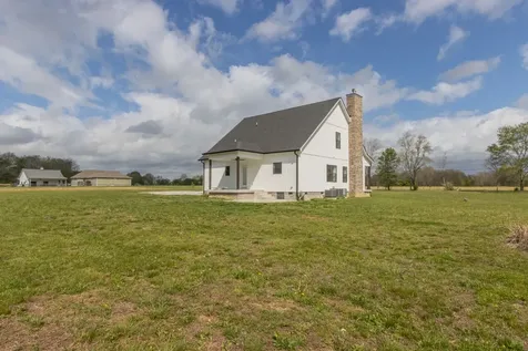 210 Deer Creek Lane Tullahoma TN 37388