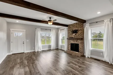 210 Deer Creek Lane Tullahoma TN 37388