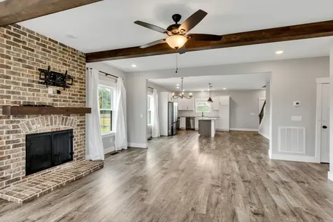 210 Deer Creek Lane Tullahoma TN 37388