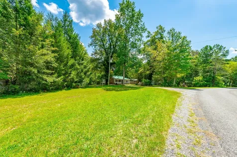 1059 County Road 639 Mentone AL 35984