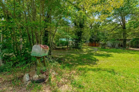 1059 County Road 639 Mentone AL 35984