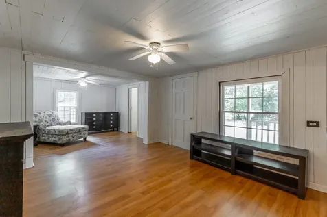 1059 County Road 639 Mentone AL 35984