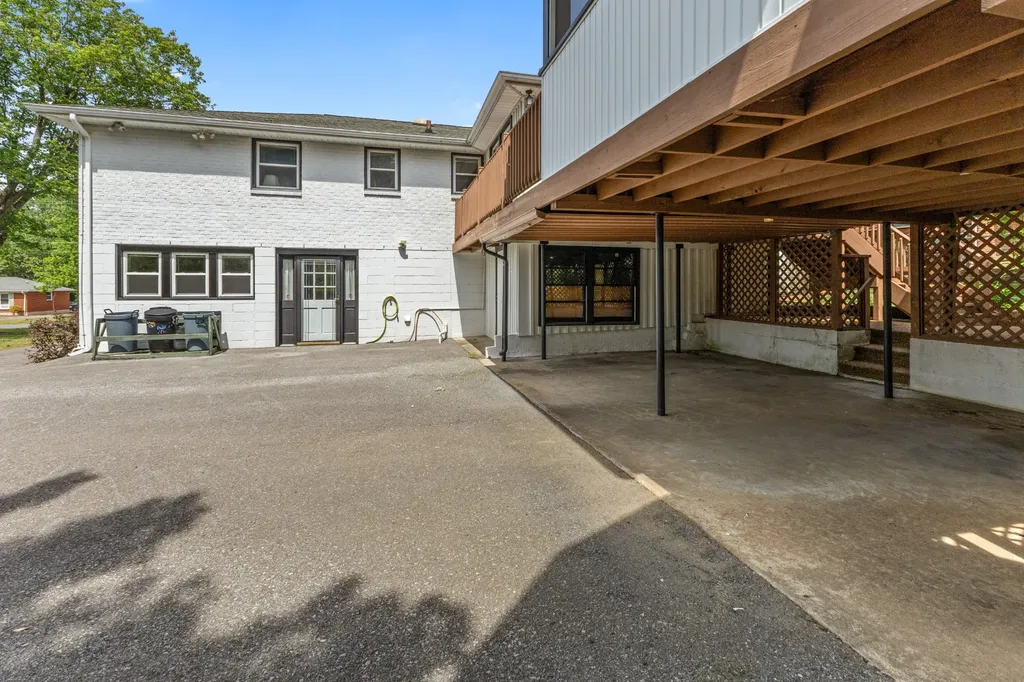 108 Maureen Drive Hendersonville TN 37075