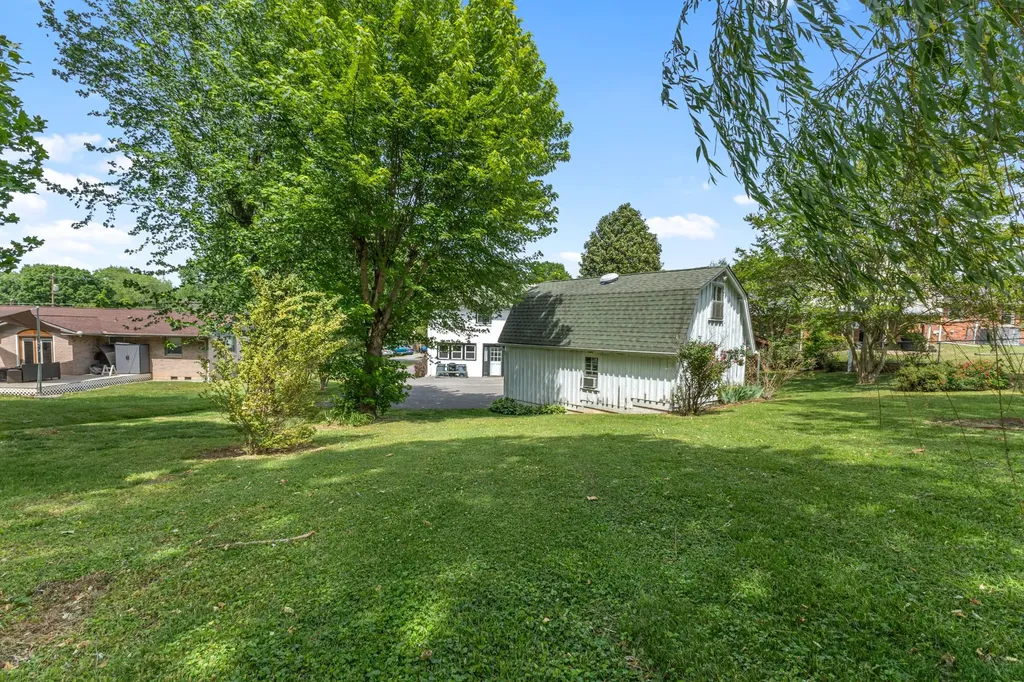 108 Maureen Drive Hendersonville TN 37075