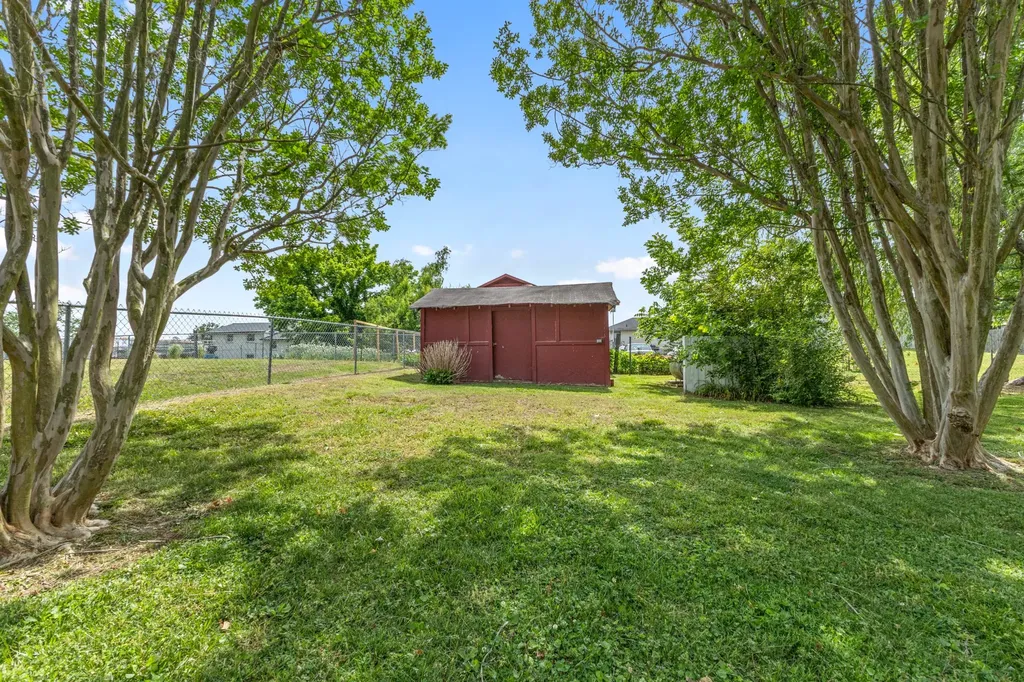 108 Maureen Drive Hendersonville TN 37075