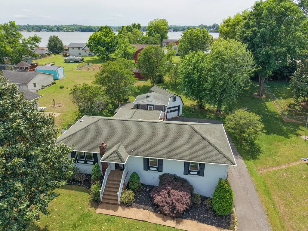 108 Maureen Drive Hendersonville TN 37075