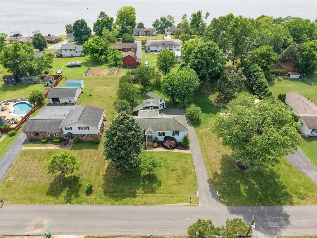 108 Maureen Drive Hendersonville TN 37075
