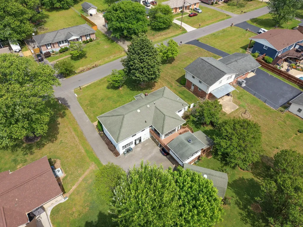 108 Maureen Drive Hendersonville TN 37075