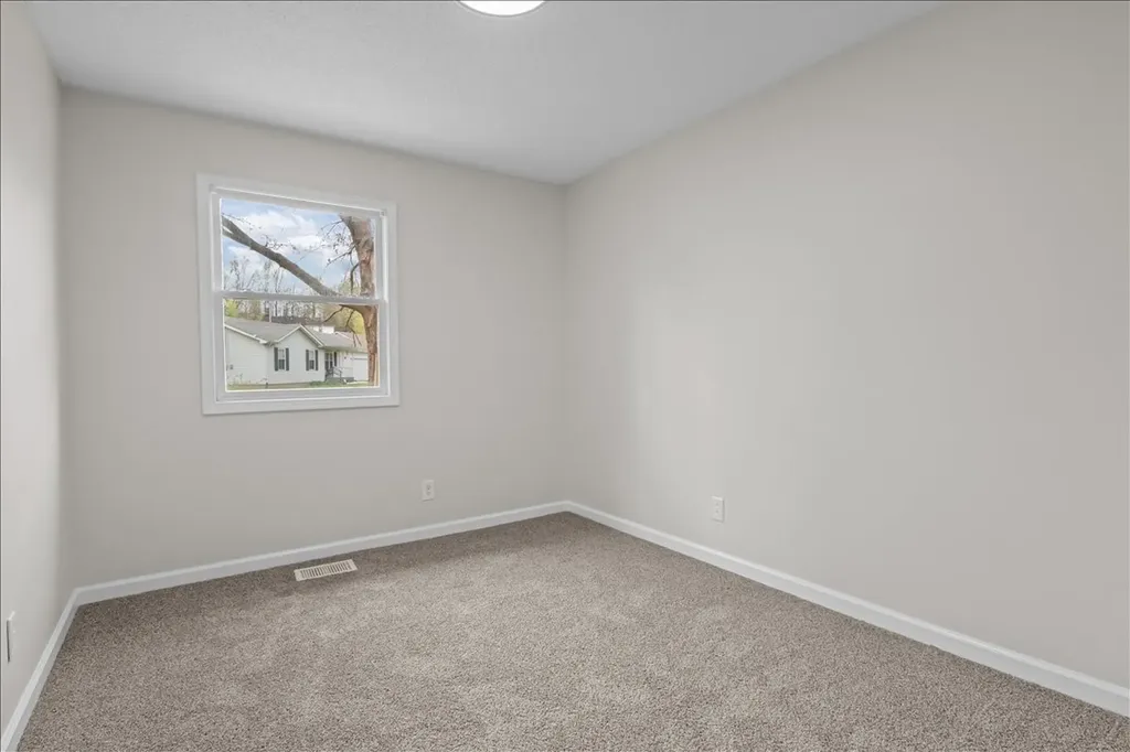 118 A G Myatt Dickson TN 37055