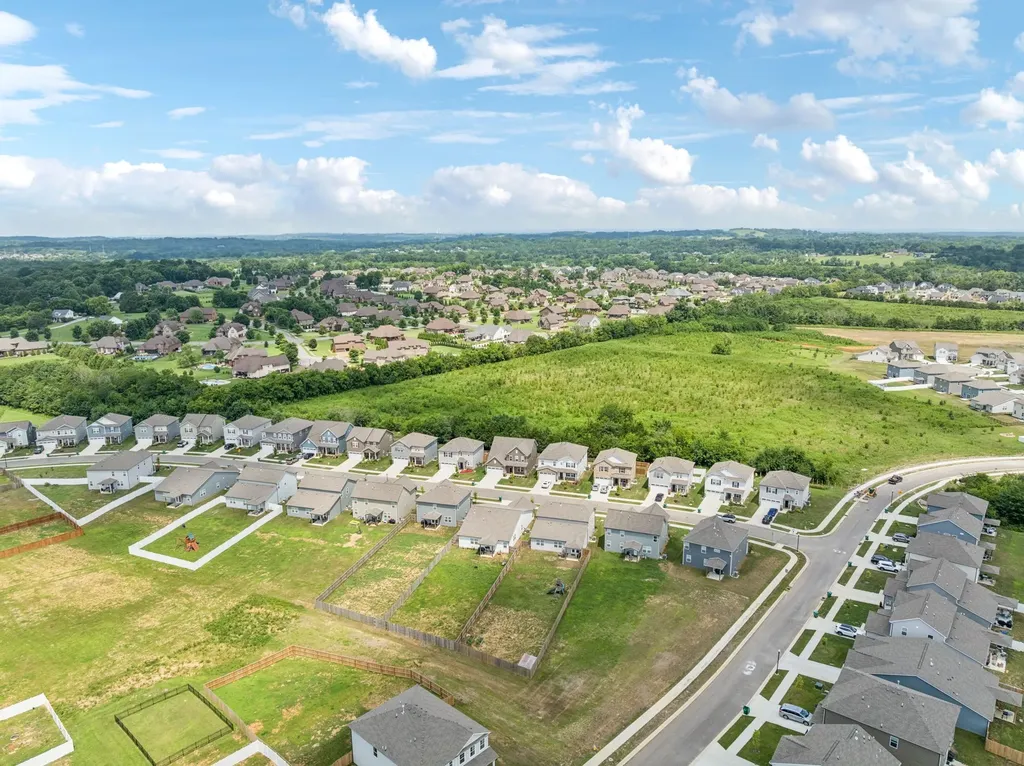 330 Ellis Lane Lebanon TN 37087