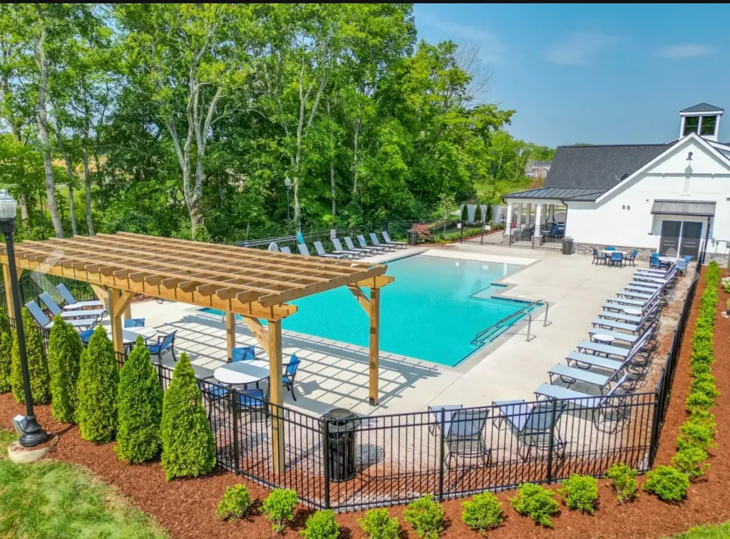 192 Grandstand Boulevard Gallatin TN 37066