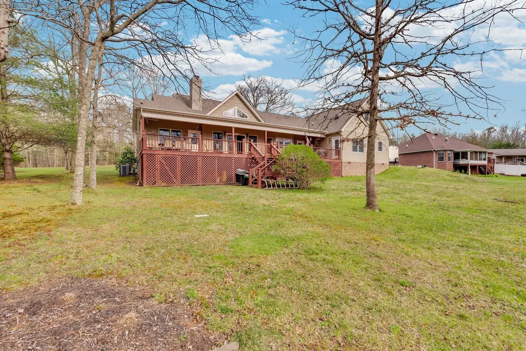 9019 Cherokee Trail Crossville TN 38572