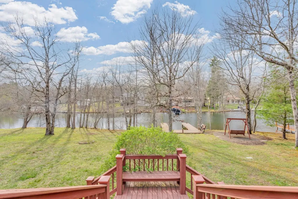 9019 Cherokee Trail Crossville TN 38572