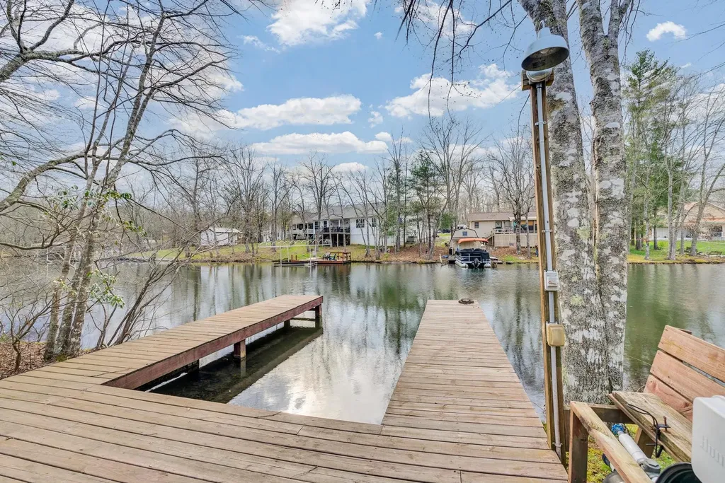 9019 Cherokee Trail Crossville TN 38572