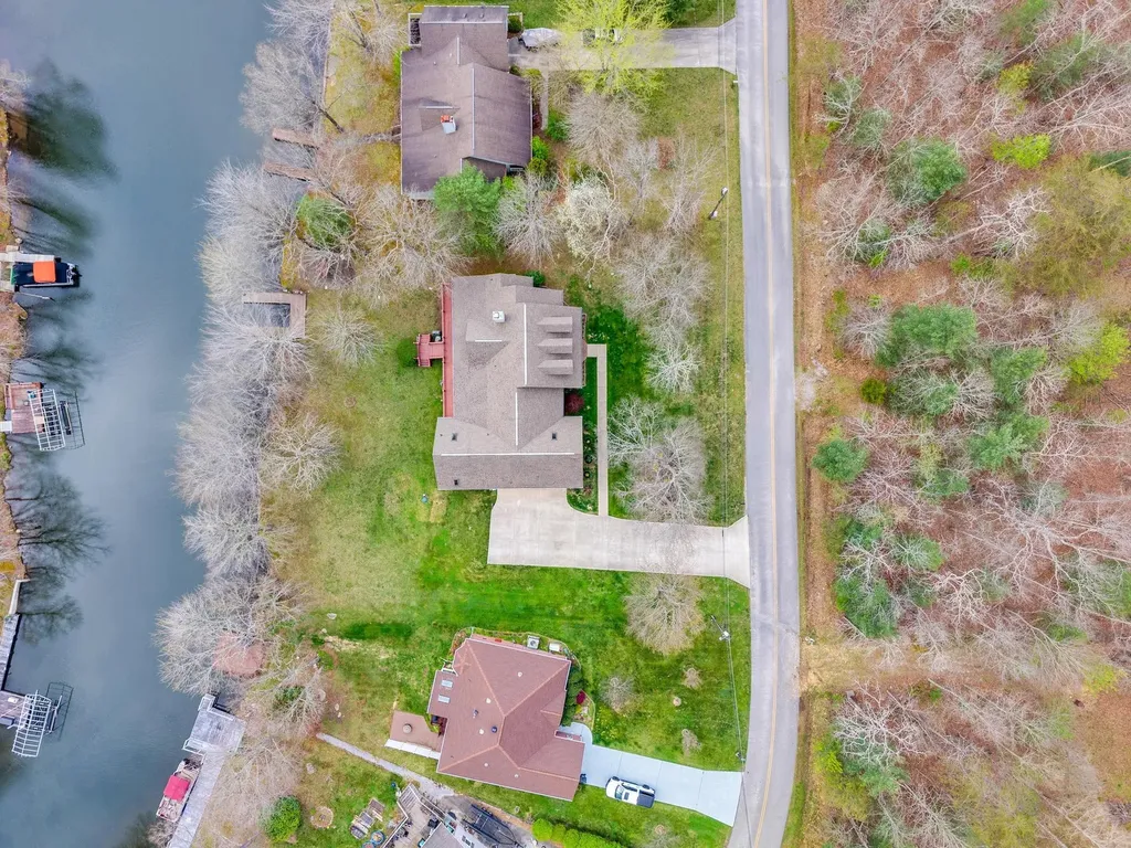 9019 Cherokee Trail Crossville TN 38572