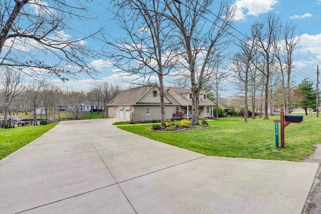 9019 Cherokee Trail Crossville TN 38572