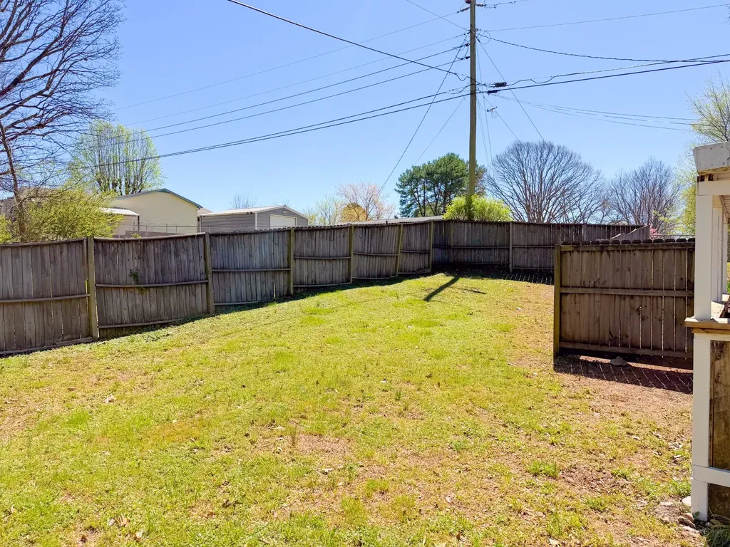 1702 Buffalo Road Lawrenceburg TN 38464