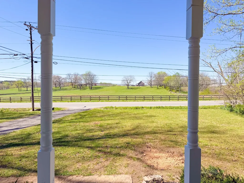 1702 Buffalo Road Lawrenceburg TN 38464