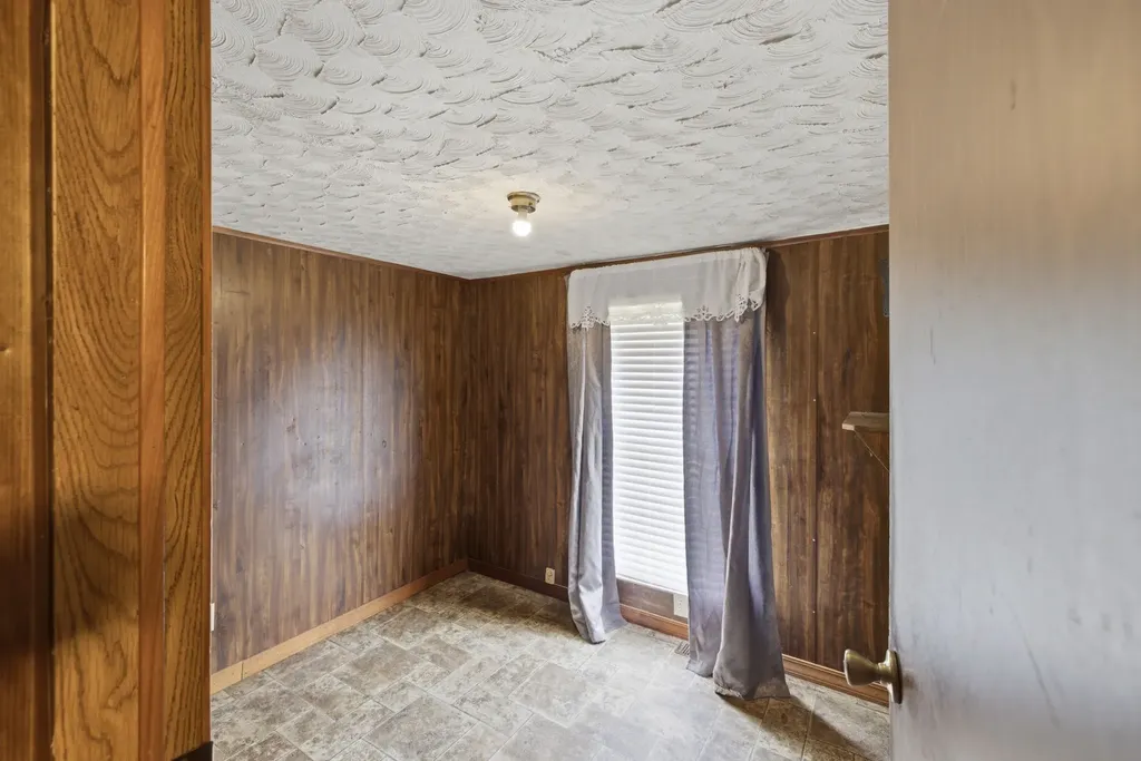 207 Center Street Portland TN 37148