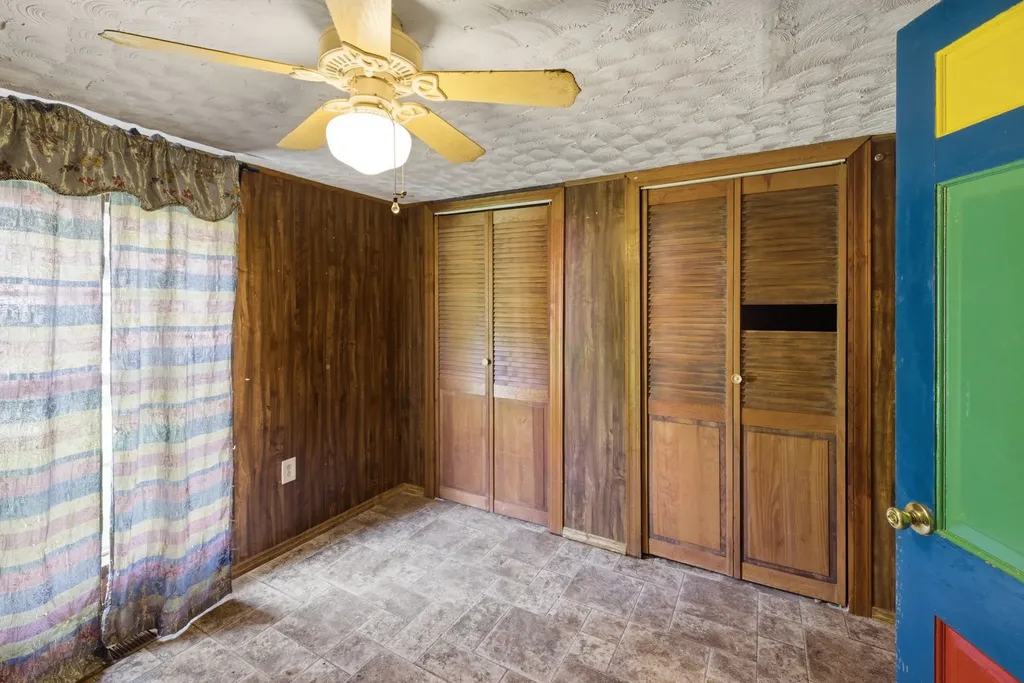 207 Center Street Portland TN 37148