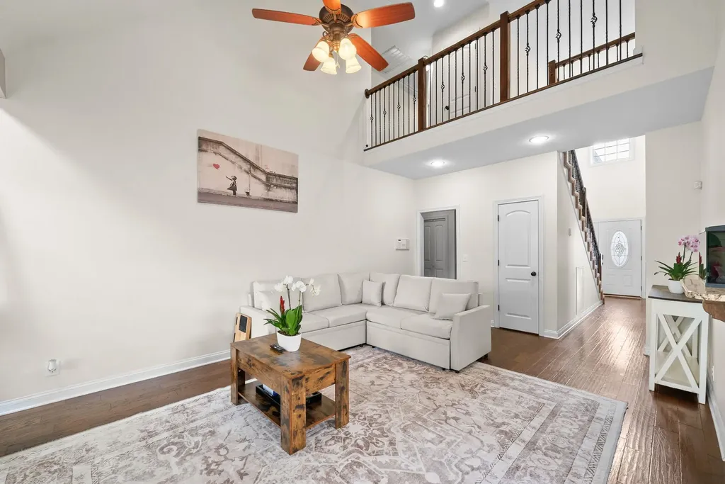 618 Winding Bluff Way Clarksville TN 37040