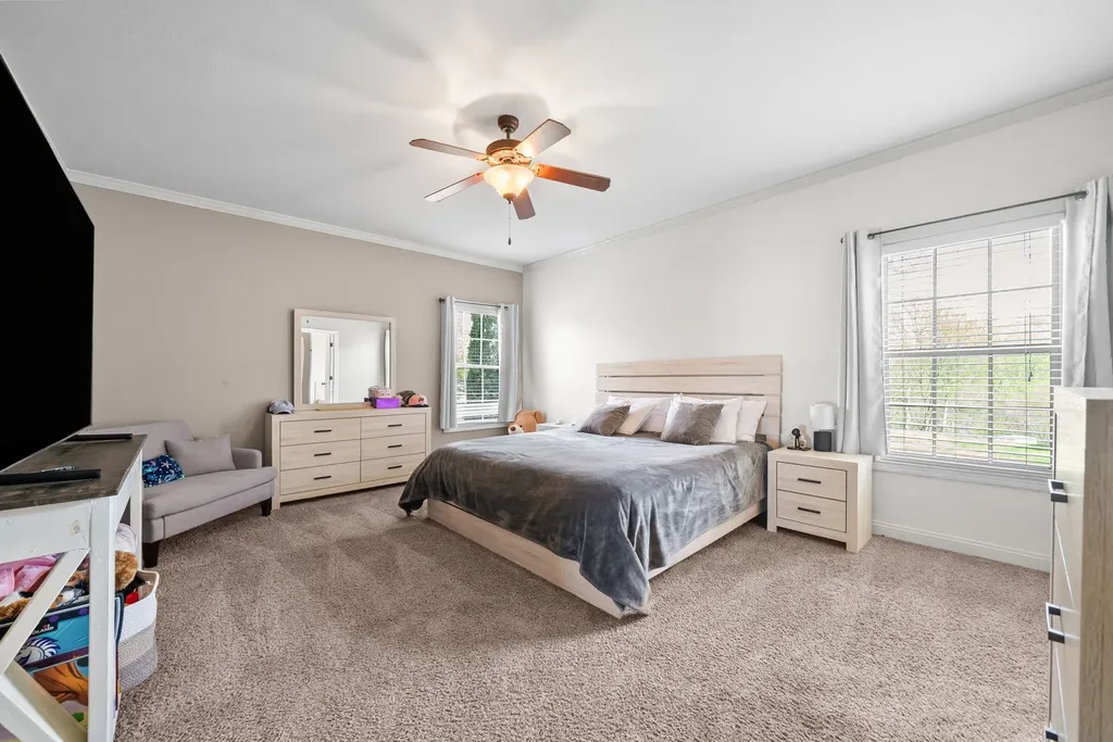 618 Winding Bluff Way Clarksville TN 37040