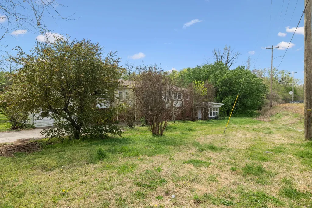 1031 College Avenue Nashville TN 37209