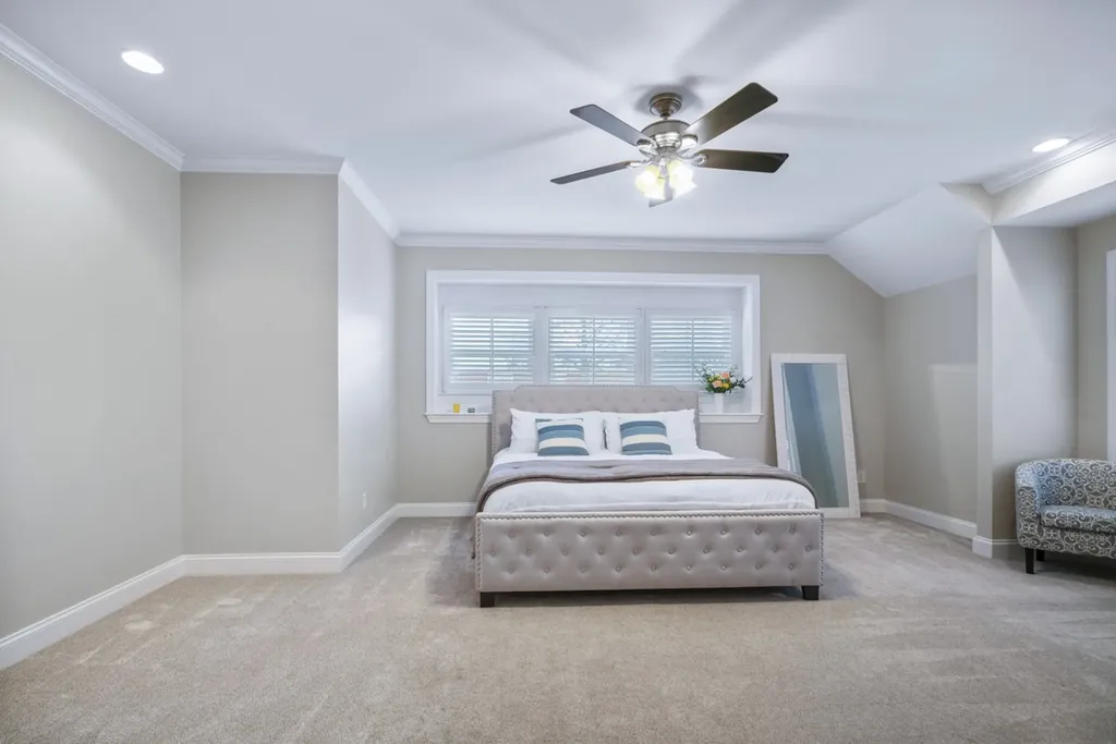 1711 14th Ave, S Nashville TN 37212