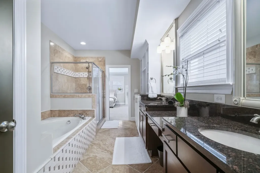 1711 14th Ave, S Nashville TN 37212