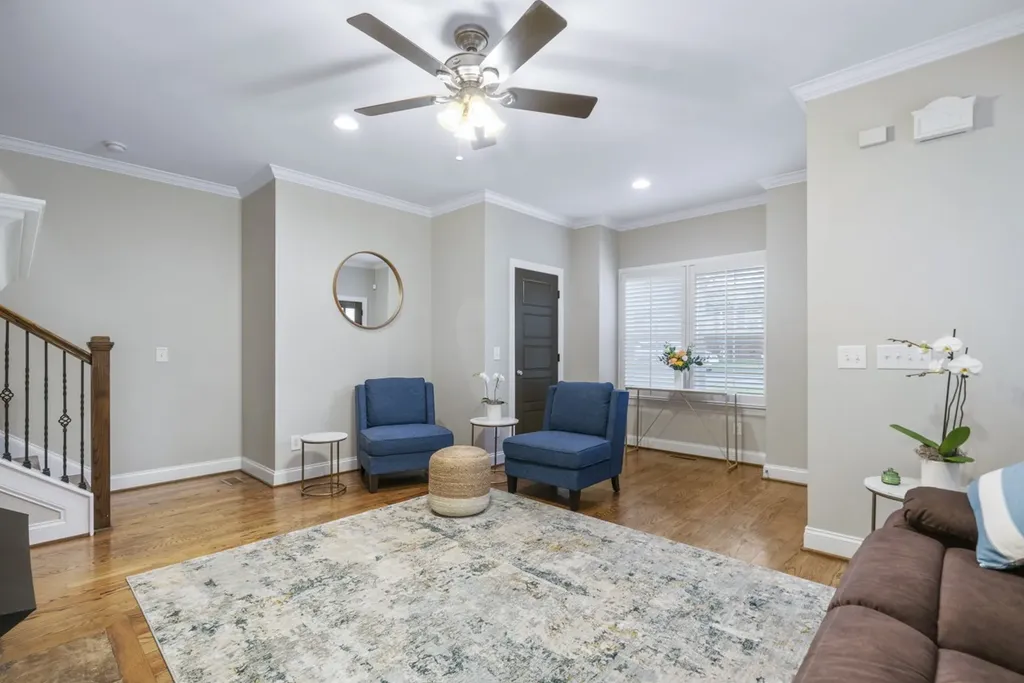 1711 14th Ave, S Nashville TN 37212