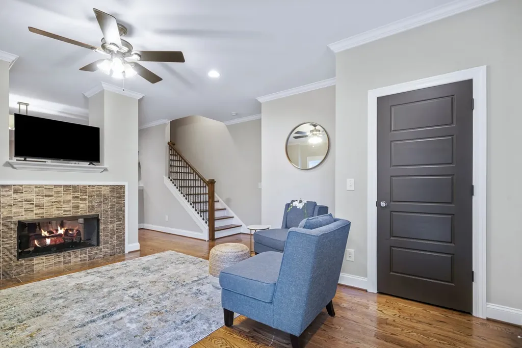 1711 14th Ave, S Nashville TN 37212