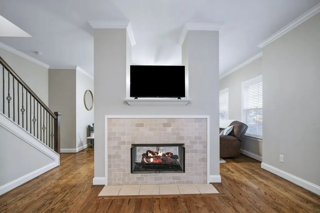 1711 14th Ave, S Nashville TN 37212