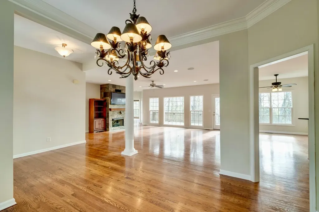182 Spy Glass Way Hendersonville TN 37075