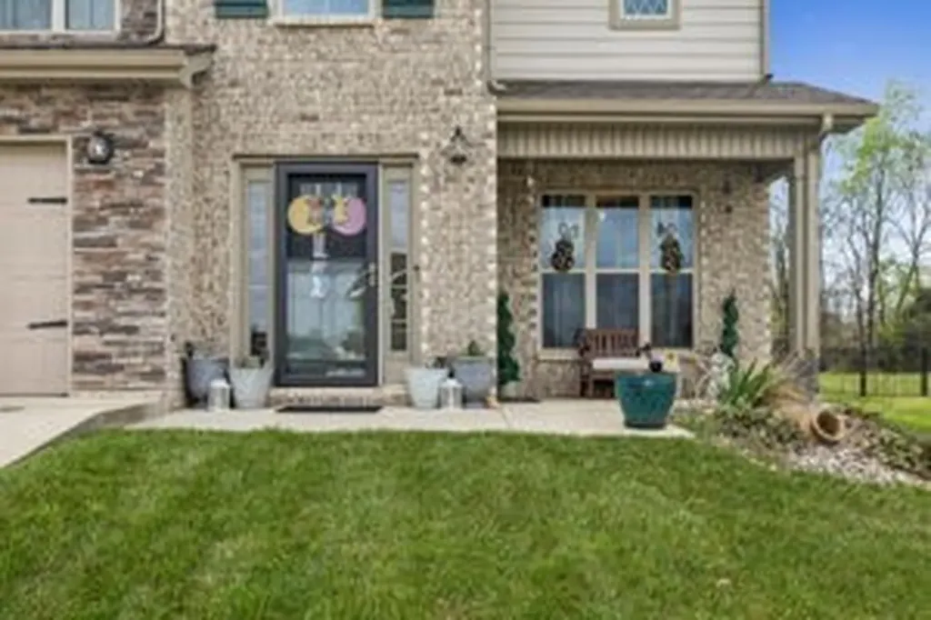 369 Frontier Drive Clarksville TN 37043