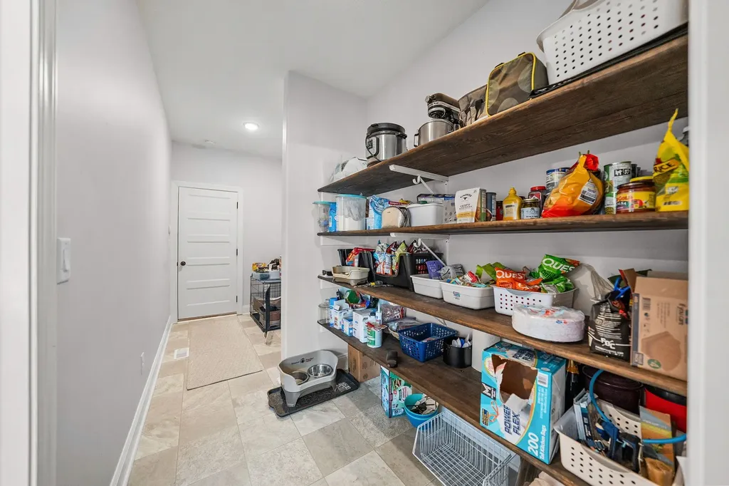 4761 Guthrie Highway Clarksville TN 37040