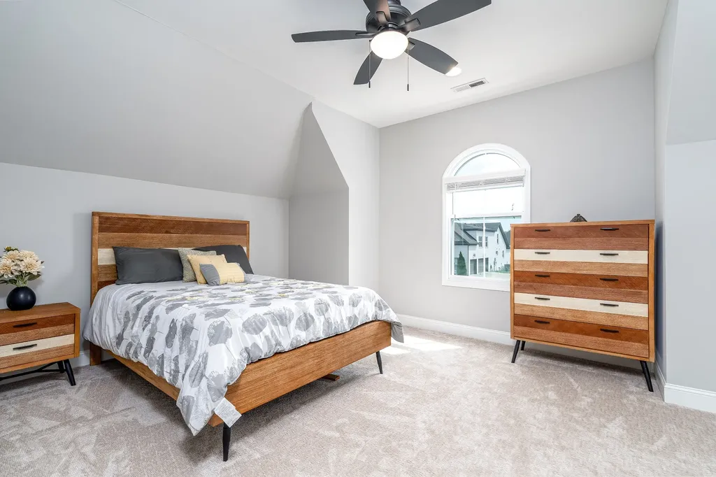 1036 Pretender Way Columbia TN 38401
