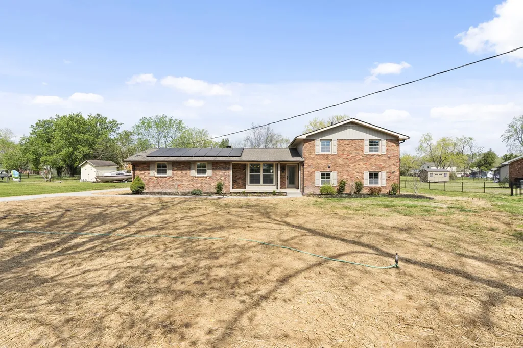 109 Daniel Smith Drive Hendersonville TN 37075