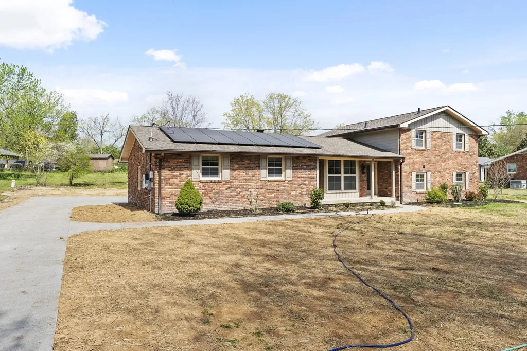 109 Daniel Smith Drive Hendersonville TN 37075