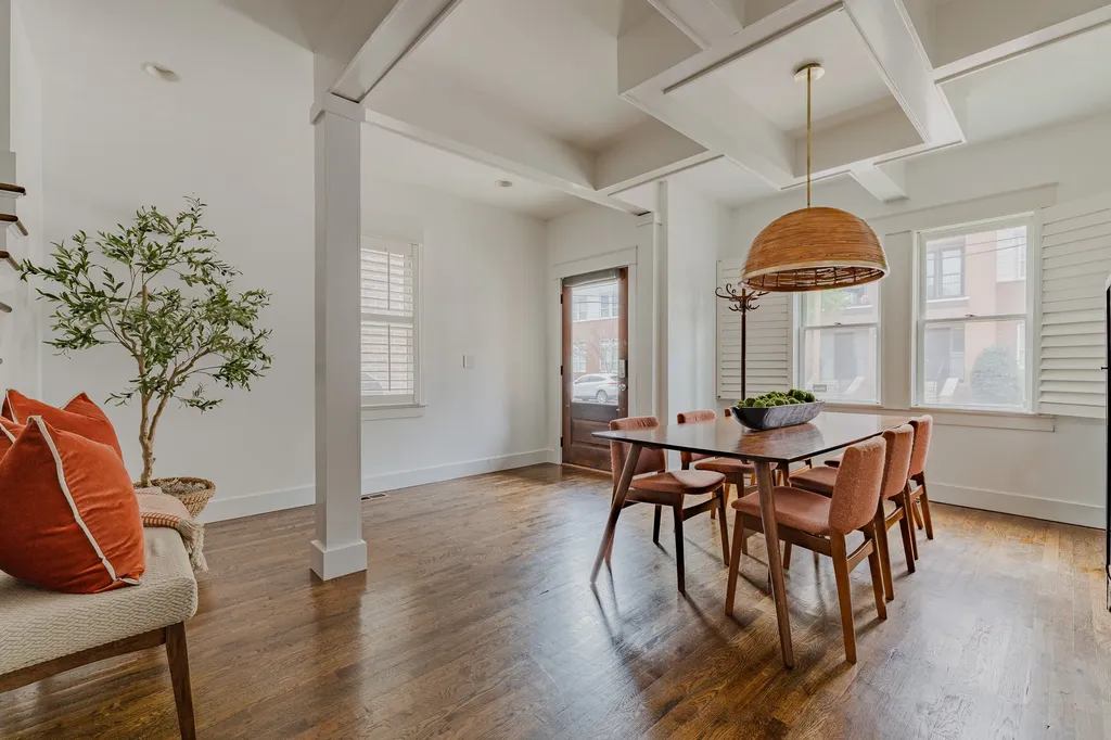 1316 3rd Ave, N Nashville TN 37208