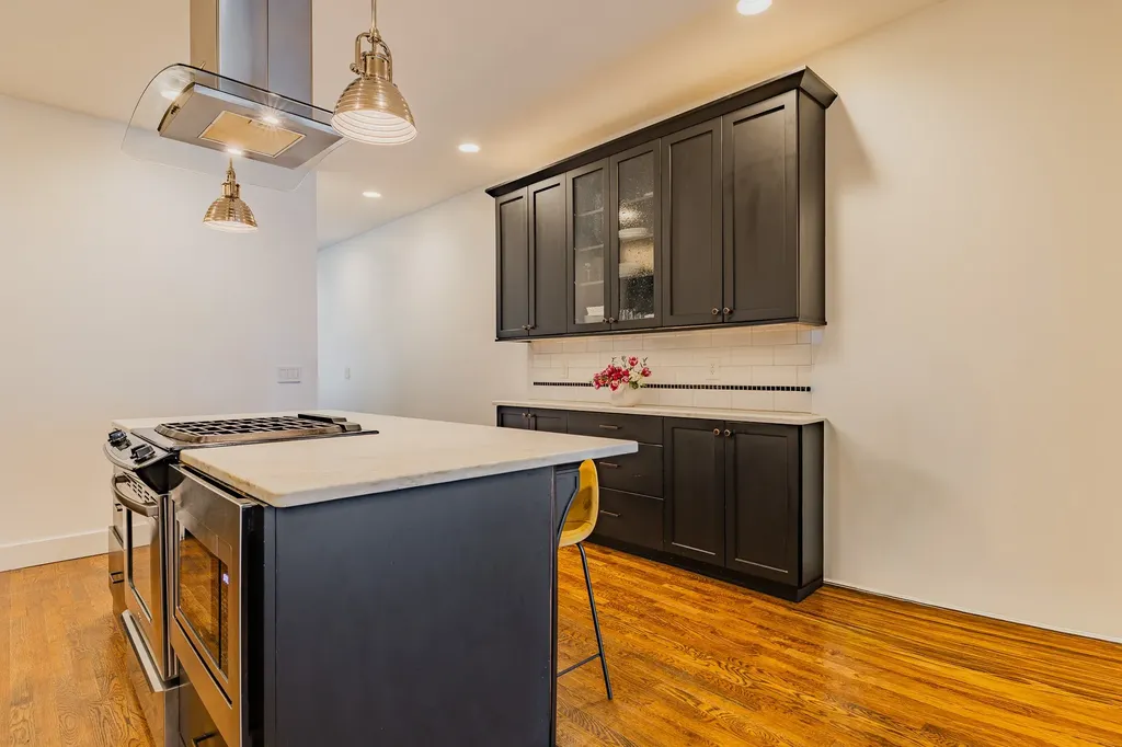 1316 3rd Ave, N Nashville TN 37208