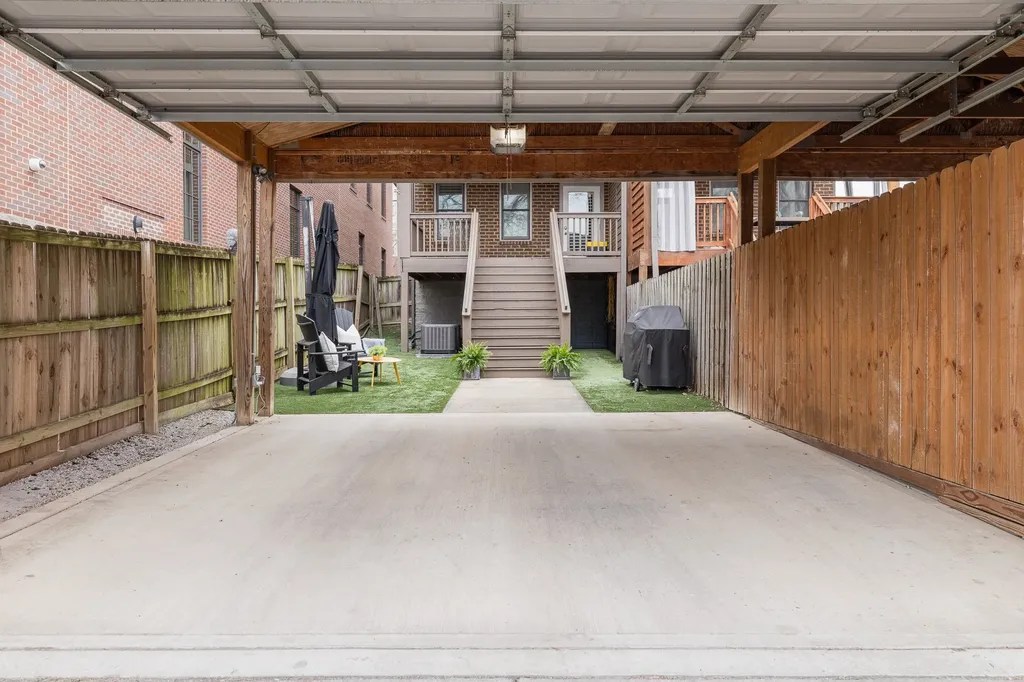 1316 3rd Ave, N Nashville TN 37208