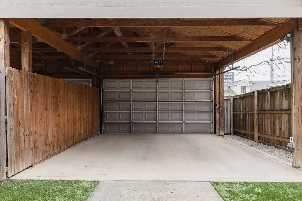 1316 3rd Ave, N Nashville TN 37208