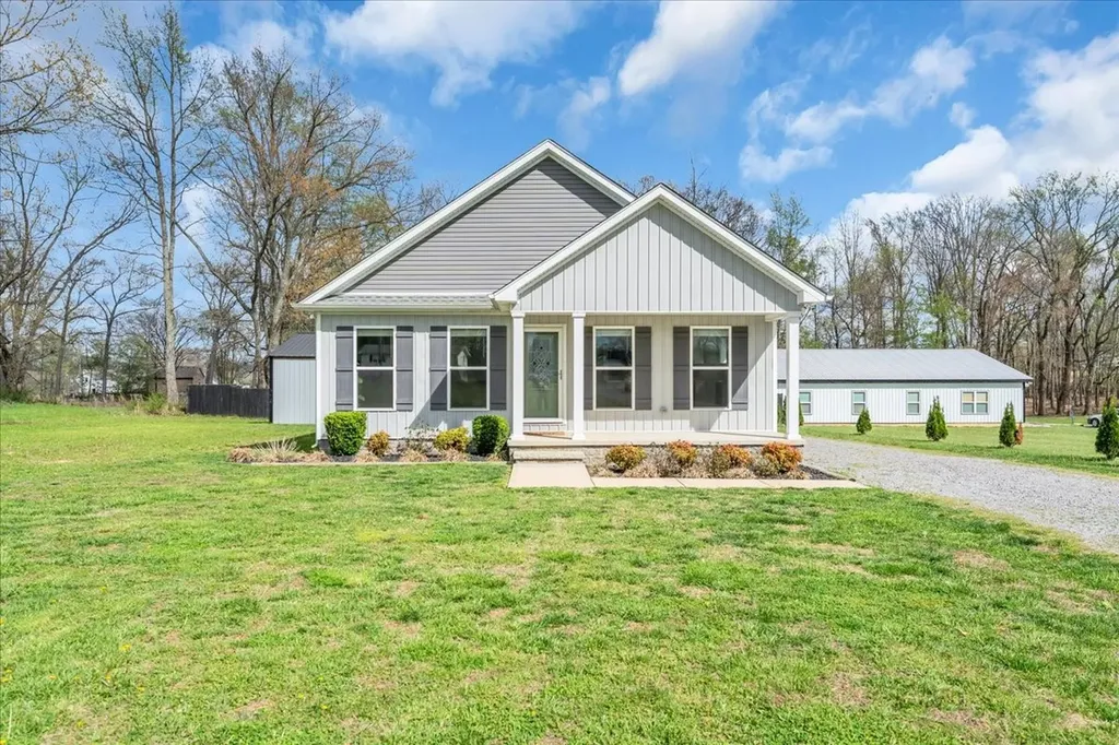 778 Foster Road Smithville TN 37166