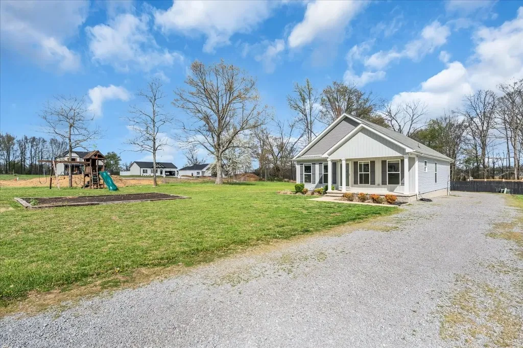 778 Foster Road Smithville TN 37166