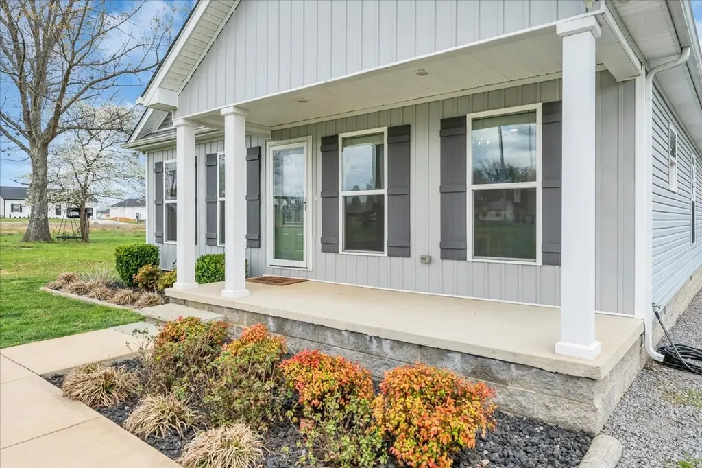 778 Foster Road Smithville TN 37166