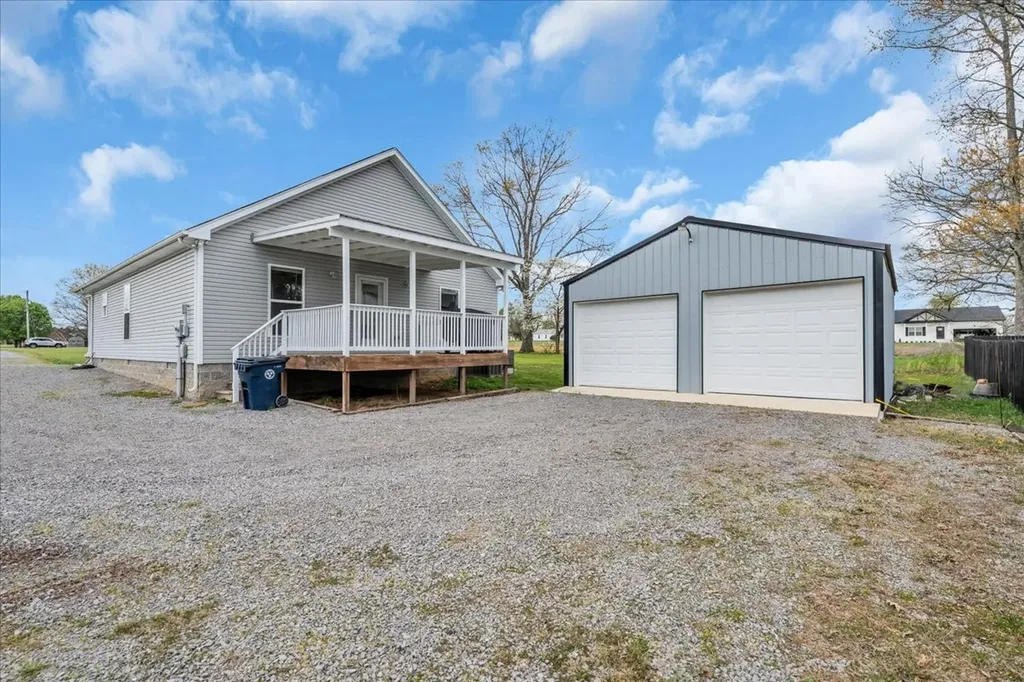 778 Foster Road Smithville TN 37166
