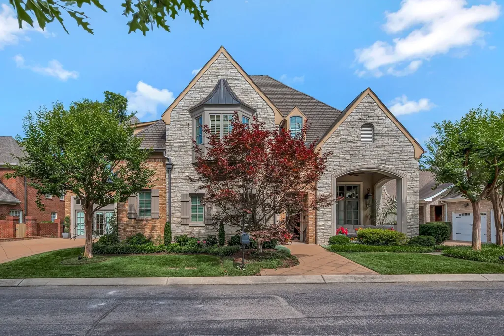 1005 Greenwich Park Nashville TN 37215
