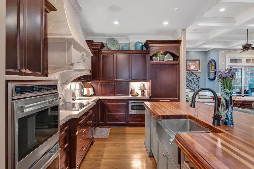 1005 Greenwich Park Nashville TN 37215