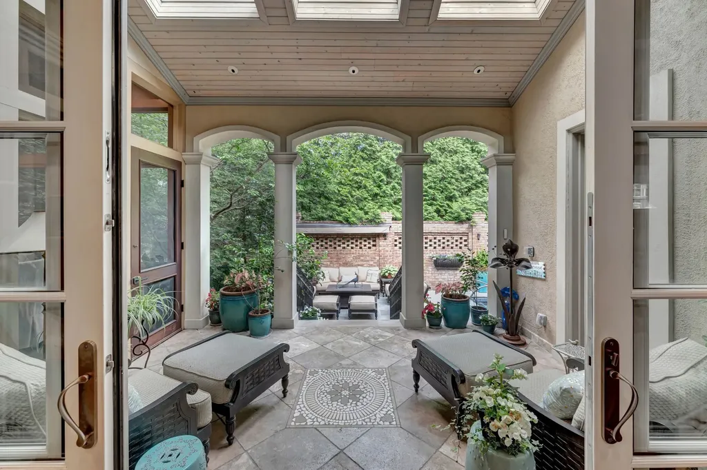 1005 Greenwich Park Nashville TN 37215