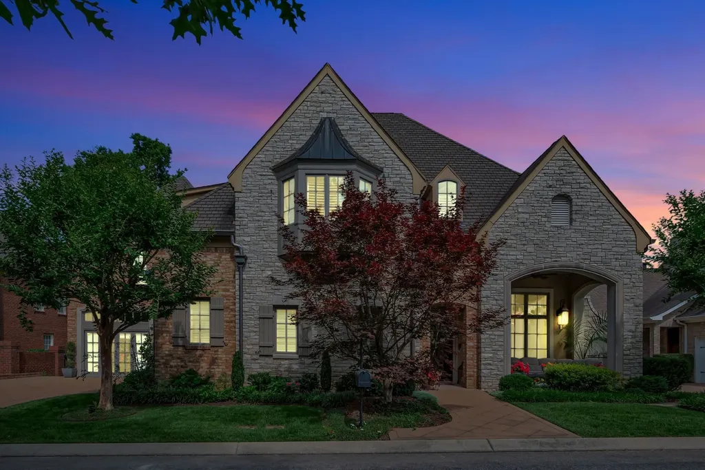 1005 Greenwich Park Nashville TN 37215